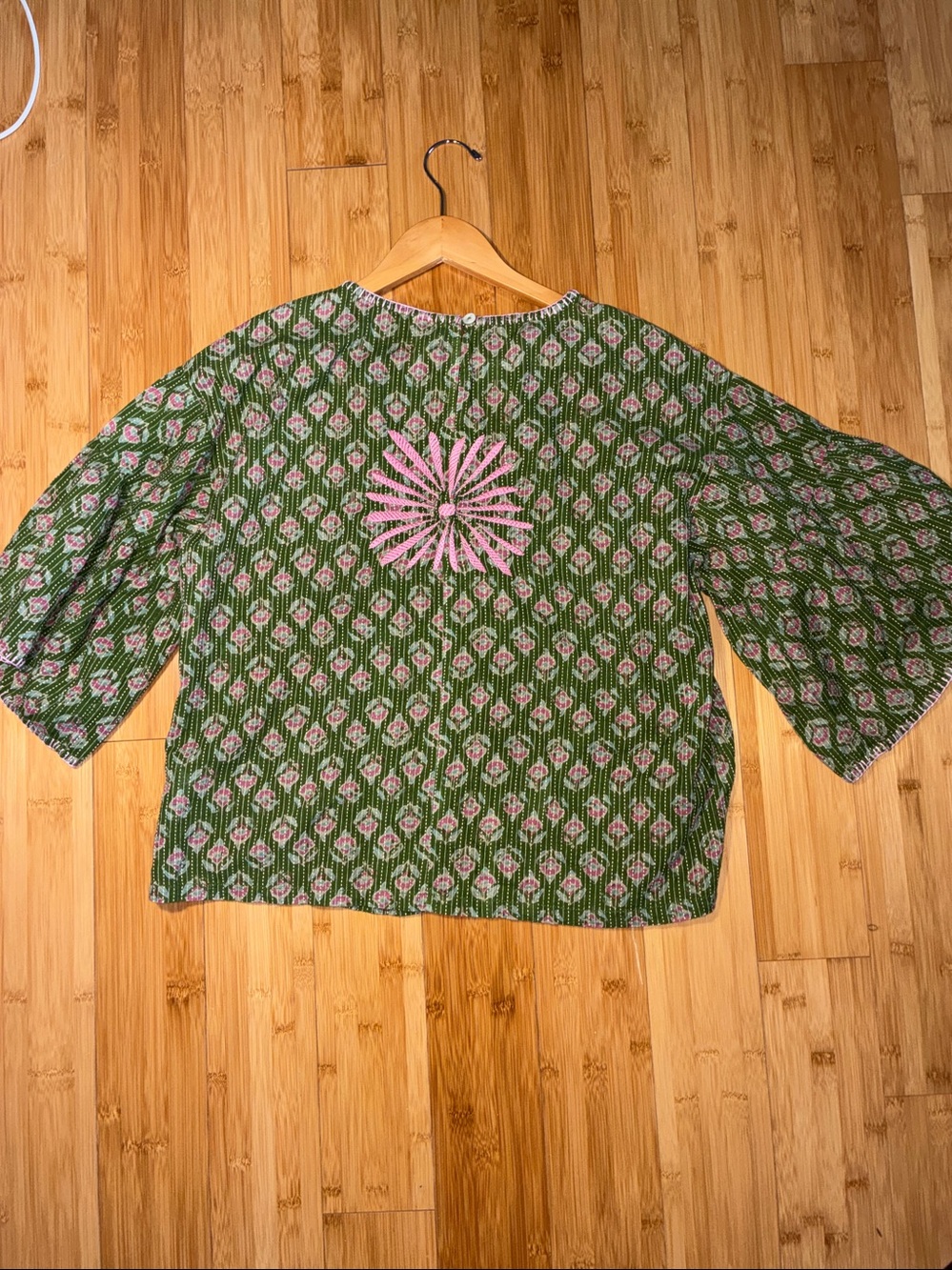Sister Mary Green & Pink Embroidered Elena Top - Size Small - Picture 5 of 10